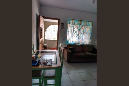 Casa à venda com 5 quartos, 270m² em Vila Moraes, São Paulo