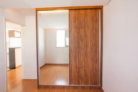 Apartamento para alugar com 44m², 2 quartos e 1 vagaQuarto 1