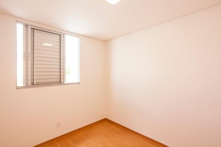 Apartamento para alugar com 44m², 2 quartos e 1 vagaQuarto 2