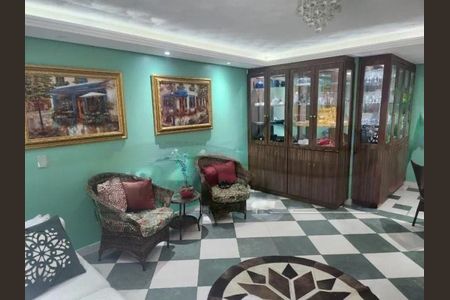Apartamento à venda com 240m², 3 quartos e 2 vagas
