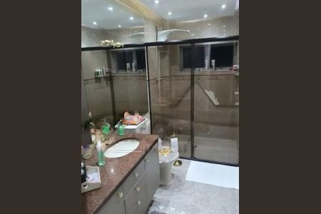 Apartamento à venda com 3 quartos, 240m² em Vila Santo Estefano, São Paulo
