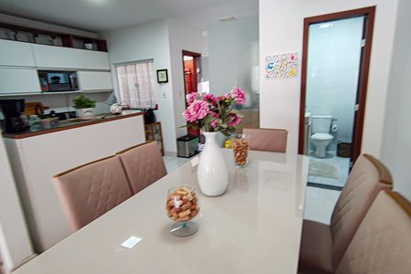 Casa à venda com 150m², 3 quartos e 1 vagaSala