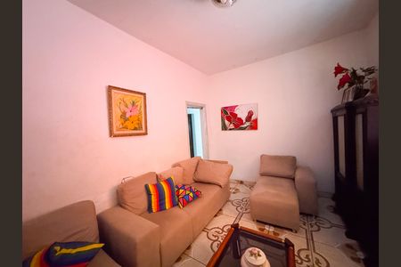 Casa à venda com 360m², 4 quartos e 3 vagasSala