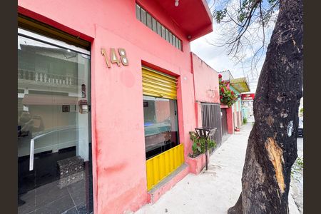 Casa à venda com 360m², 4 quartos e 3 vagasFachada