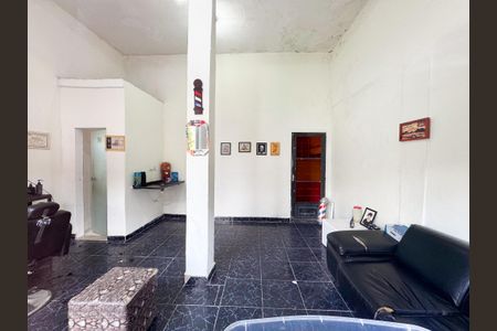 Casa à venda com 360m², 4 quartos e 3 vagasEdicula