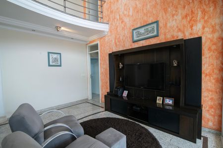 Casa de condomínio para alugar com 500m², 5 quartos e 6 vagasSala