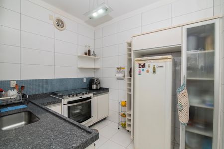 Casa de condomínio para alugar com 500m², 5 quartos e 6 vagasCozinha da Área Externa