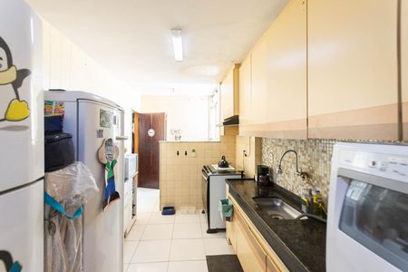 Apartamento à venda com 90m², 2 quartos e 1 vagaCozinha