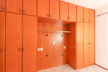 Apartamento para alugar com 98m², 2 quartos e 2 vagas Apartamento para alugar com 98m², 2 quartos e 2 vagasSuíte
