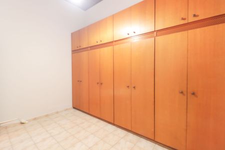 Casa para alugar com 130m², 3 quartos e 2 vagas Casa para alugar com 130m², 3 quartos e 2 vagasQuarto