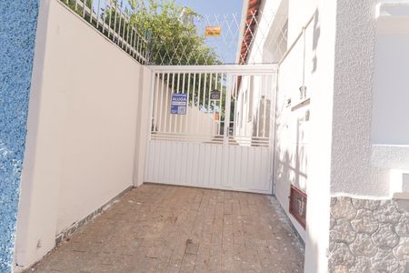 Casa para alugar com 130m², 3 quartos e 2 vagas Casa para alugar com 130m², 3 quartos e 2 vagasFachada
