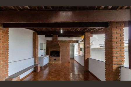 Casa à venda com 240m², 3 quartos e 2 vagas