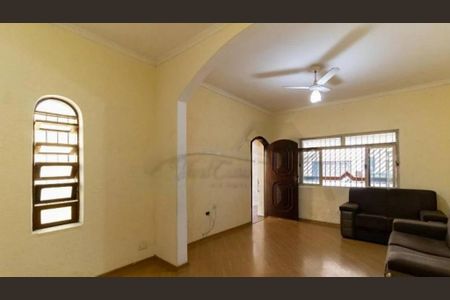 Casa à venda com 3 quartos, 240m² em Jardim Patente Novo, São Paulo