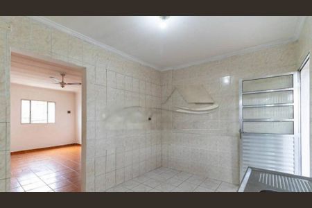 Casa à venda com 3 quartos, 240m² em Jardim Patente Novo, São Paulo
