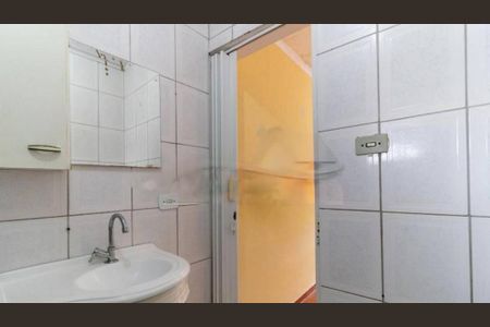 Casa à venda com 240m², 3 quartos e 2 vagas