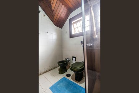 Casa de condomínio à venda com 220m², 3 quartos e 3 vagasBanheiro Social