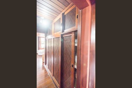 Casa de condomínio à venda com 220m², 3 quartos e 3 vagasCloset da suíte