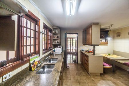 Casa de condomínio à venda com 220m², 3 quartos e 3 vagasCozinha