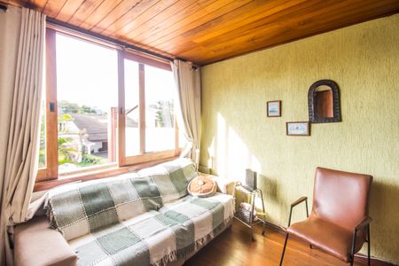 Casa de condomínio à venda com 220m², 3 quartos e 3 vagasSala de TV