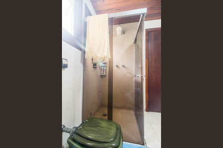 Casa de condomínio à venda com 220m², 3 quartos e 3 vagasBanheiro Social