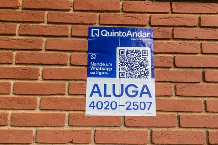 Casa de condomínio à venda com 220m², 3 quartos e 3 vagasVista da Rua