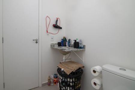 Apartamento para alugar com 52m², 2 quartos e 1 vaga Apartamento para alugar com 52m², 2 quartos e 1 vagaBanheiro