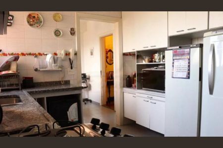 Apartamento à venda com 182m², 4 quartos e 3 vagas