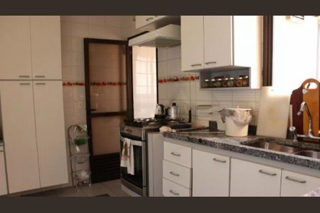 Apartamento à venda com 182m², 4 quartos e 3 vagas