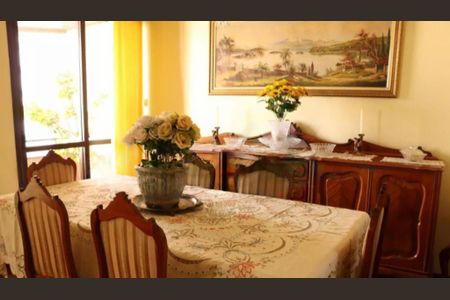 Apartamento à venda com 182m², 4 quartos e 3 vagas