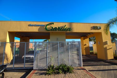 Casa de condomínio à venda com 96m², 3 quartos e 2 vagas Casa de condomínio à venda com 96m², 3 quartos e 2 vagasFachada e portaria