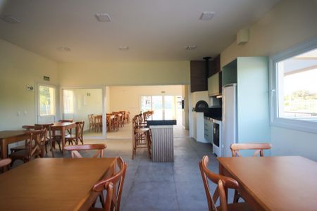 Casa de condomínio à venda com 96m², 3 quartos e 2 vagas Casa de condomínio à venda com 96m², 3 quartos e 2 vagasÁrea comum - Salão de festas