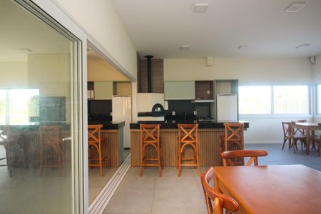 Casa de condomínio à venda com 96m², 3 quartos e 2 vagas Casa de condomínio à venda com 96m², 3 quartos e 2 vagasÁrea comum - Salão de festas