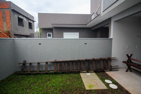 Casa de condomínio à venda com 96m², 3 quartos e 2 vagas Casa de condomínio à venda com 96m², 3 quartos e 2 vagasVista da Suíte