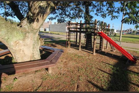 Casa de condomínio à venda com 96m², 3 quartos e 2 vagas Casa de condomínio à venda com 96m², 3 quartos e 2 vagasÁrea comum - Playground