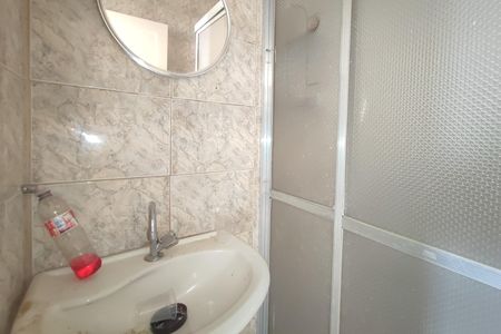 Casa à venda com 262m², 2 quartos e 2 vagasBanheiro