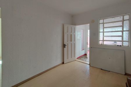 Casa à venda com 262m², 2 quartos e 2 vagasSala