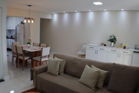Apartamento à venda com 105m², 3 quartos e 2 vagasSala