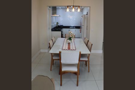 Apartamento à venda com 105m², 3 quartos e 2 vagasSala de Jantar