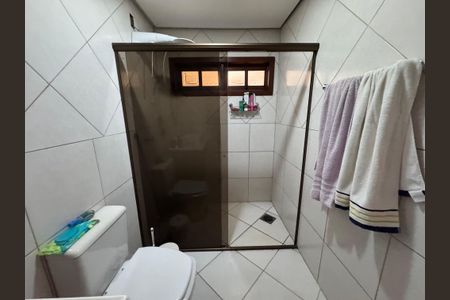 Casa à venda com 200m², 3 quartos e 1 vagaBanheiro da Suíte