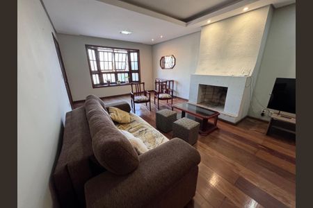 Casa à venda com 200m², 3 quartos e 1 vagaSala