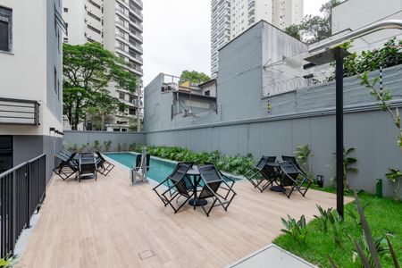 Apartamento à venda com 27m², 1 quarto e sem vaga Apartamento à venda com 27m², 1 quarto e sem vagaPiscina