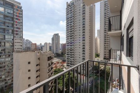 Apartamento à venda com 27m², 1 quarto e sem vaga Apartamento à venda com 27m², 1 quarto e sem vagaVaranda