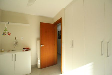 Casa de condomínio à venda com 219m², 3 quartos e 1 vagaQuarto 3