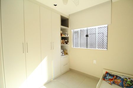 Casa de condomínio à venda com 219m², 3 quartos e 1 vagaQuarto 3