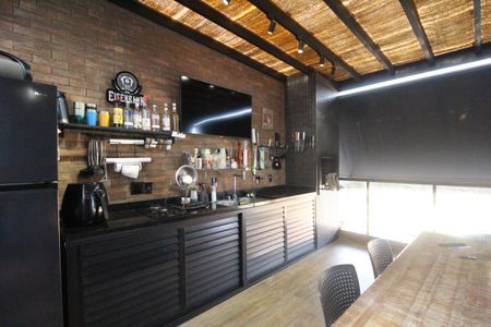 Casa de condomínio à venda com 219m², 3 quartos e 1 vagaChurrasqueira