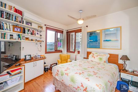 Apartamento à venda com 134m², 3 quartos e 2 vagas Apartamento à venda com 134m², 3 quartos e 2 vagasSuíte