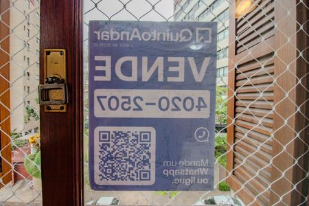 Apartamento à venda com 134m², 3 quartos e 2 vagas Apartamento à venda com 134m², 3 quartos e 2 vagasPlaquinha