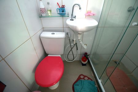 Casa à venda com 130m², 1 quarto e sem vagaBanheiro de serviço