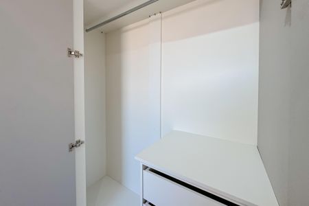 Apartamento à venda com 31m², 1 quarto e sem vagaSuíte - Armários