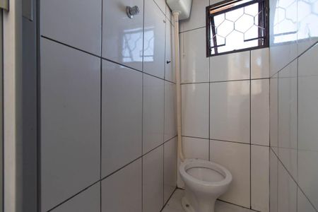 Casa para alugar com 35m², 1 quarto e sem vaga Casa para alugar com 35m², 1 quarto e sem vagaBanheiro